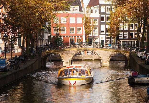 Canal Cruise 3