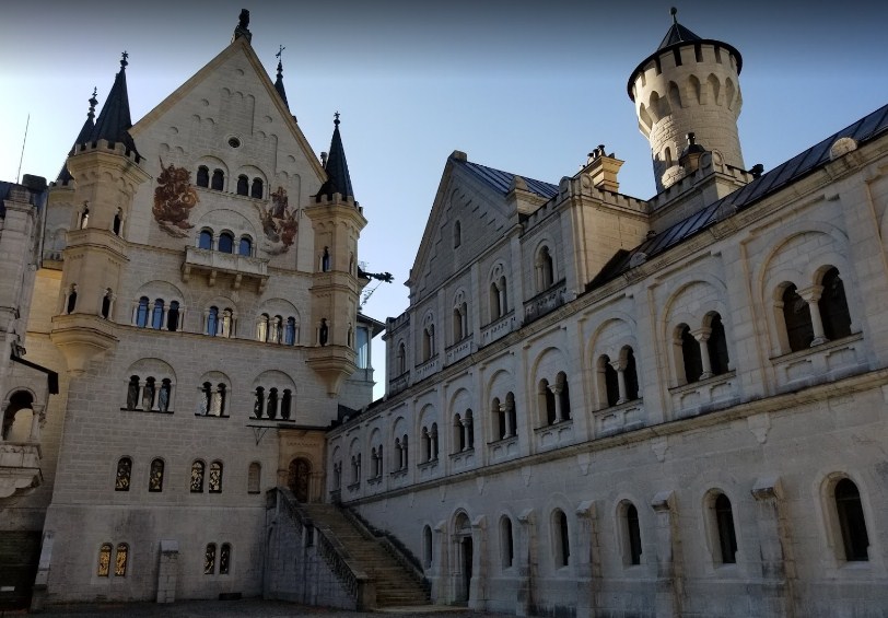 Arsitektur Bangunan Neuschwanstein Castle