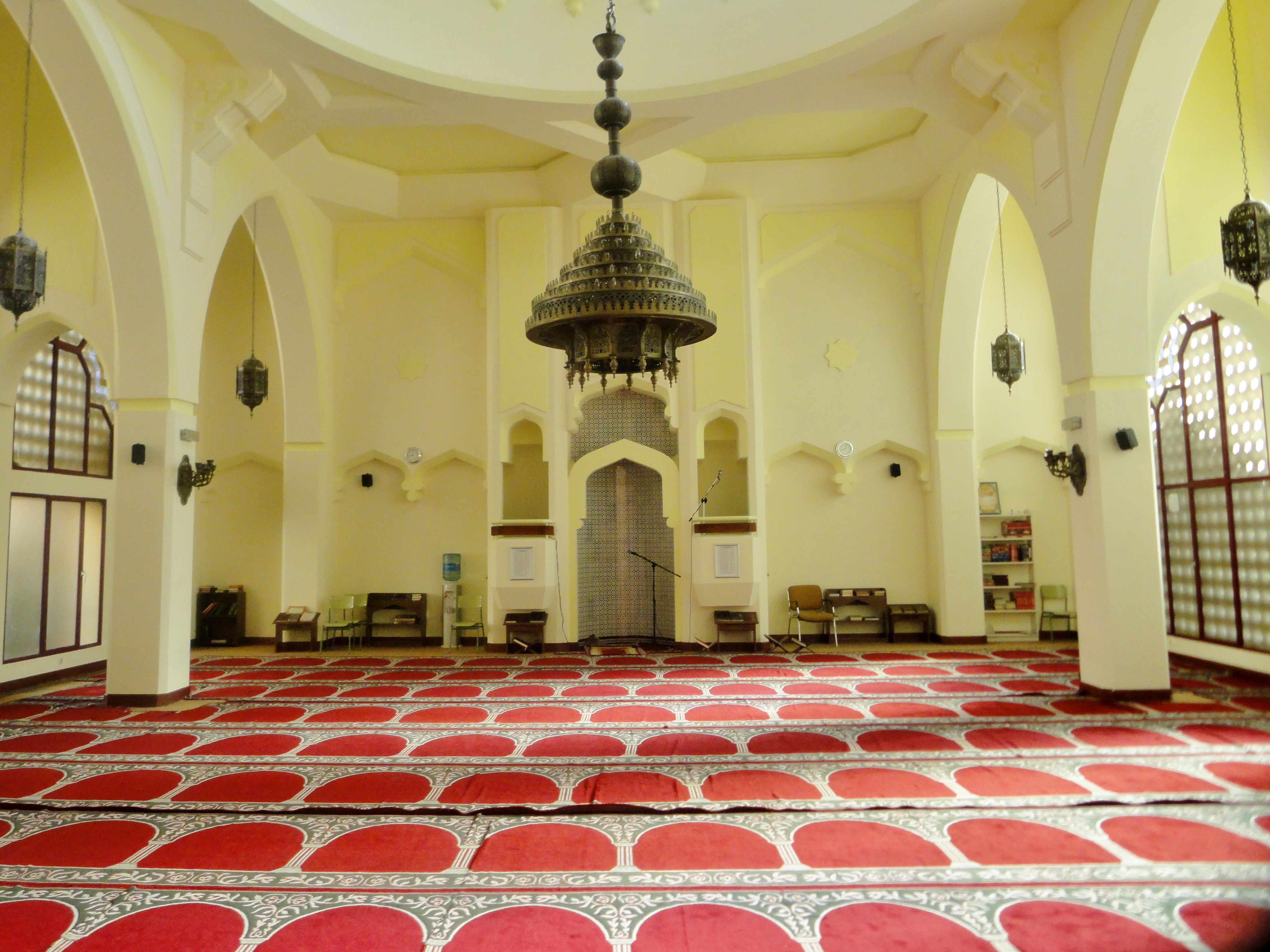 Area Masjid Abu-Bakr Madrid