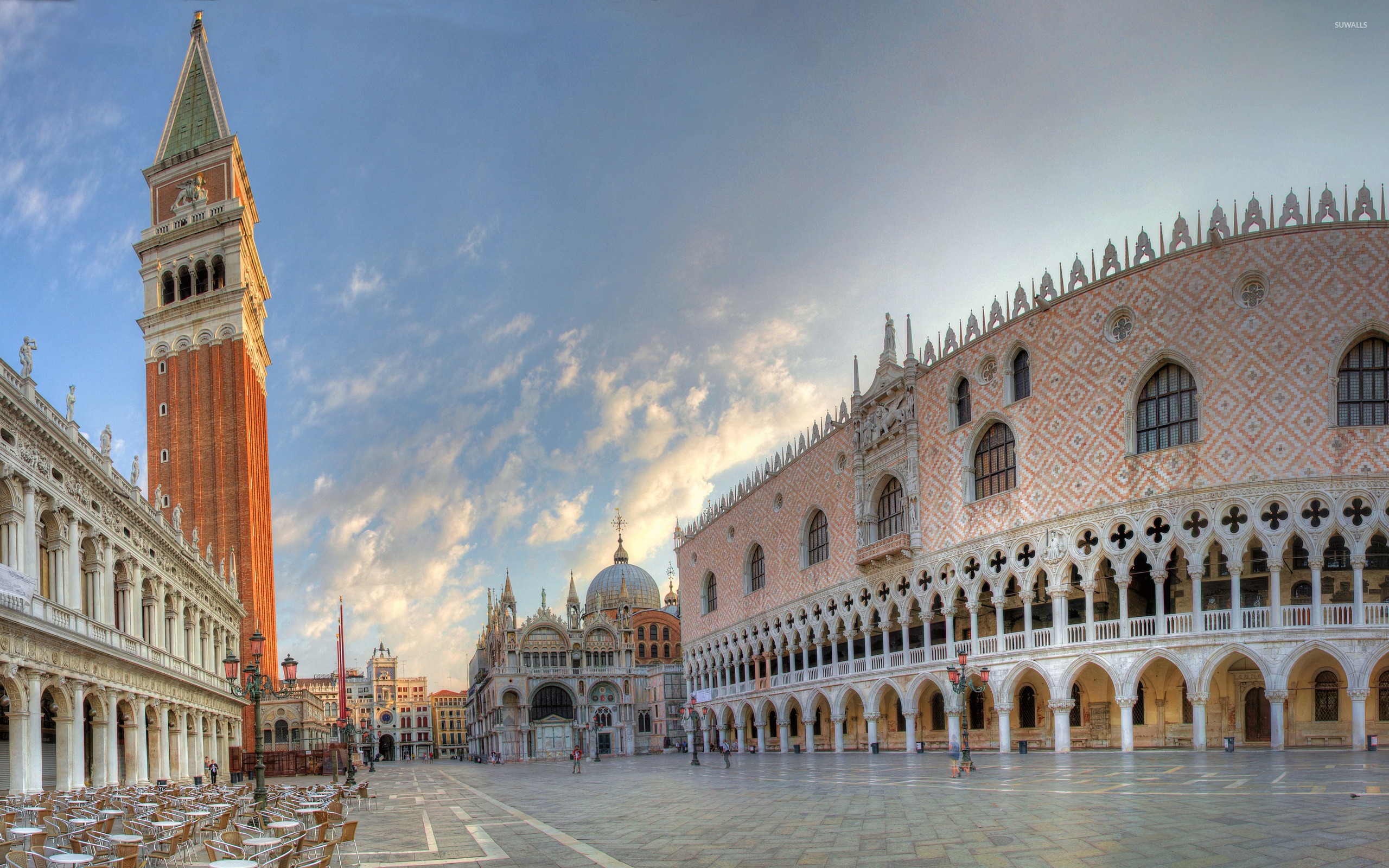 Piazza San Marco Venice, Tempat Menikmati Indahnya Alun-Alun Bersama Ratusan Merpati