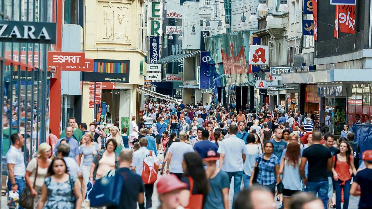 5 Tips Wisata Belanja Di Eropa, Siap Memborong Karena Harga Tak Bikin Kantong Bolong